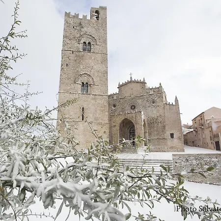 Primo Piano Settembrini Locazione Turistica *