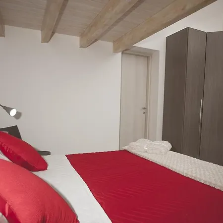 Primo Piano Settembrini Locazione Turistica Apartment *